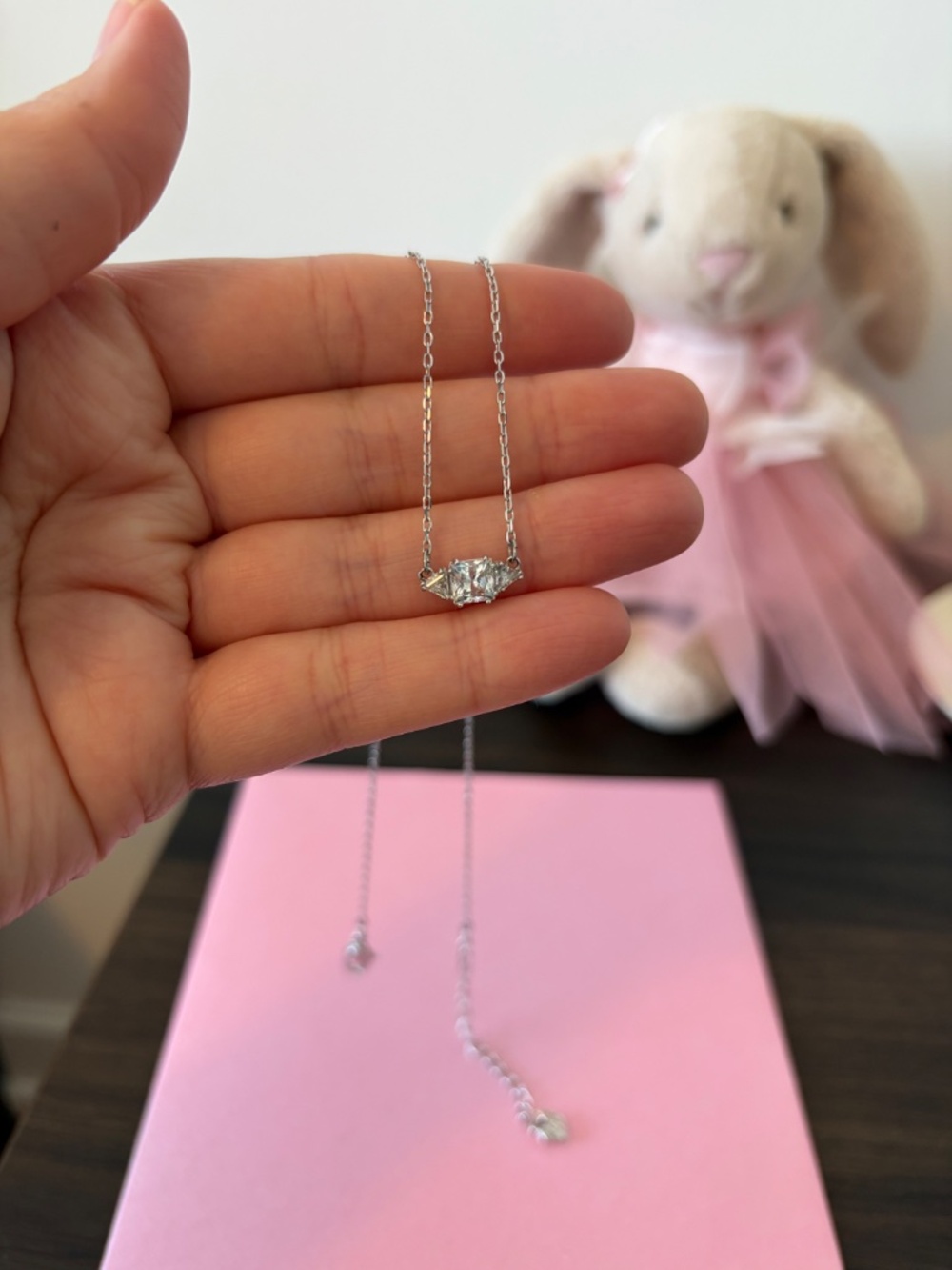 Swarovski Three Stone Crystal Pendant Necklace Adjustable - Picture 6 of 6